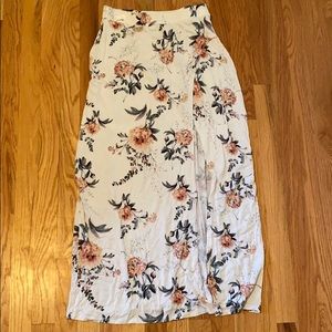 CHARLOTTE RUSSE FLORAL WRAP SKIRT
